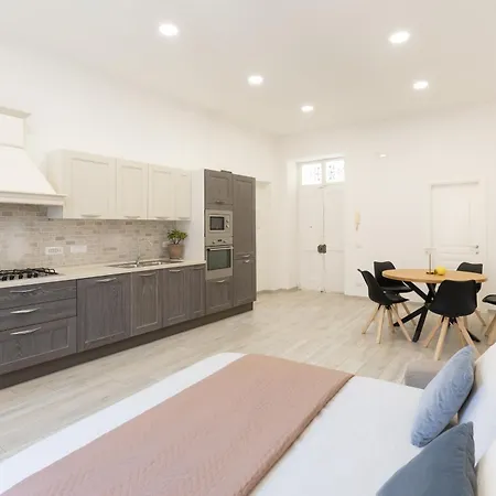 Bed and breakfast Piazza Tasso 3*